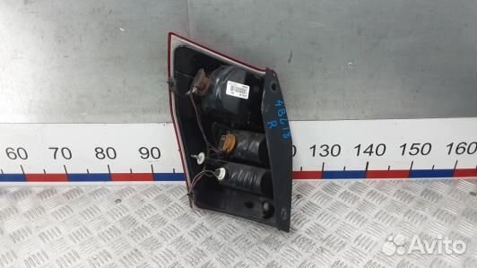 Фонарь задний правый chrysler 300C 1 (4BL18MY01)