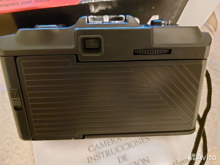 Продается фотокамера Sunpet 35 mm focus free