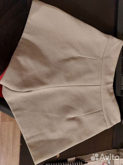 Классические Шорты Бежевого Цвета