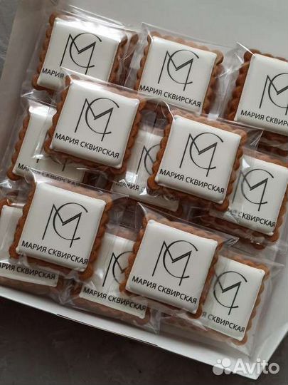 Имбирный пряник, безе, леденцы