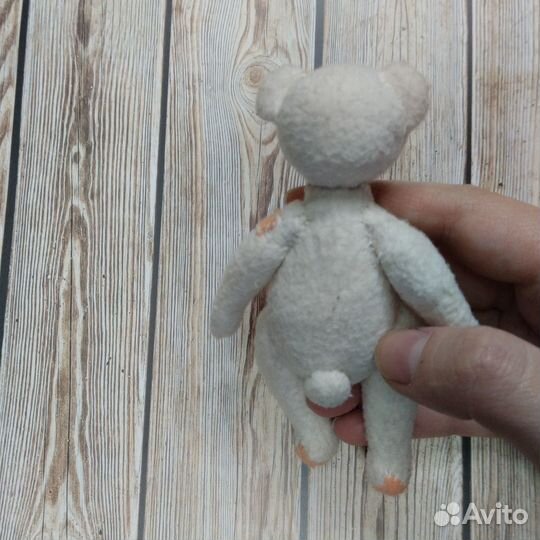 Мягкая игрушка белый мишка в ладошку