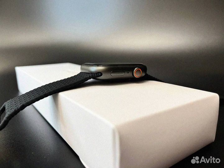 Стильно и умно: Apple Watch 10