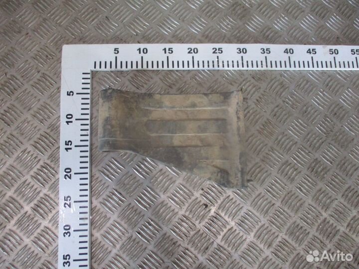 Опора ступеньки кабины Mercedes-Benz A3756602230