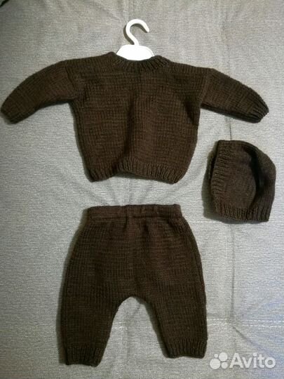 Новый вязаный костюм детский (свитер, штанишки, ша
