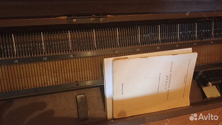 Вязальная машина Нева 2