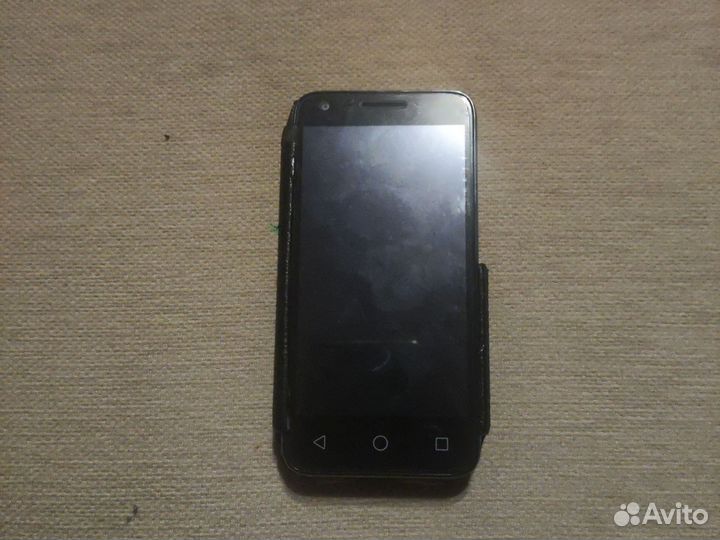 Alcatel PIXI 3(4.5) 4027D, 4 ГБ