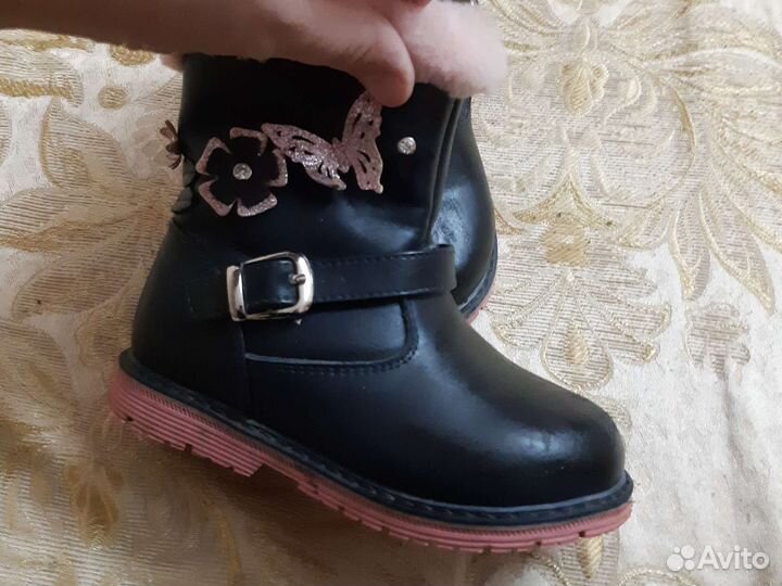 Сапожки для девочки
