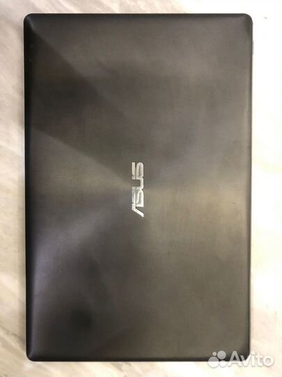 Ноутбук asus