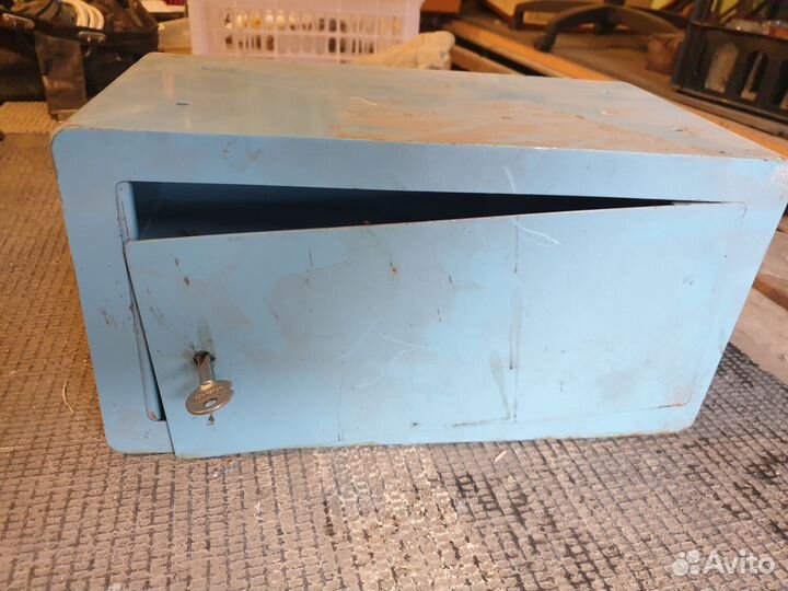 Сейф металлический бу