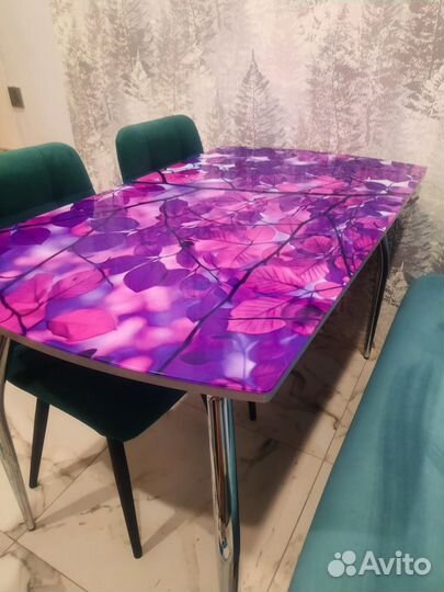 Кухонный стол