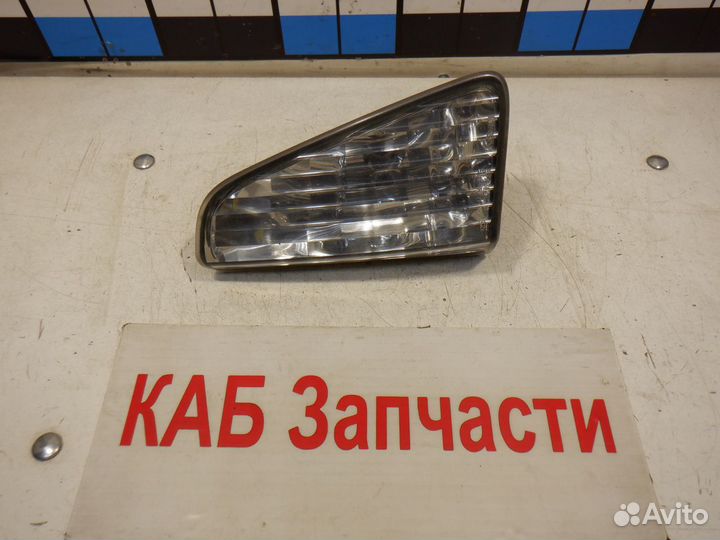 Фонарь задний внутренний Nissan Murano Z50