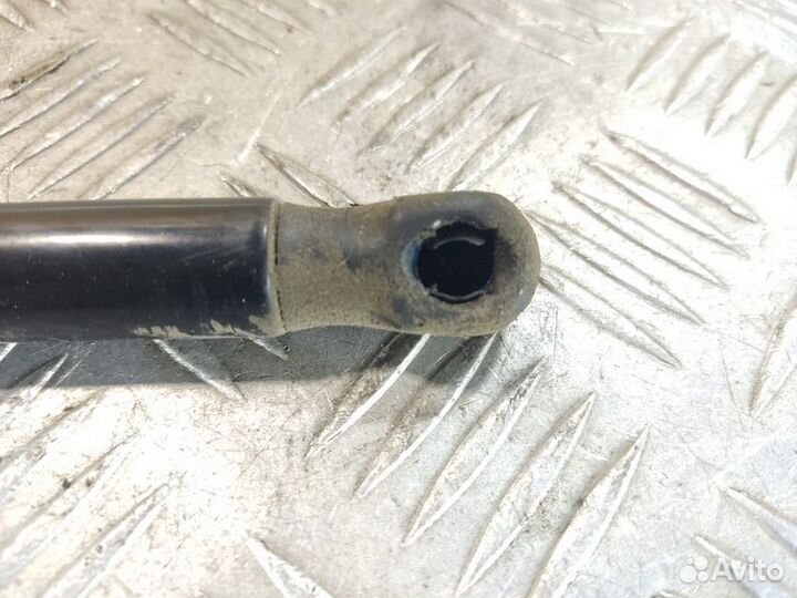 Амортизатор капота Bmw 6 2011-2017