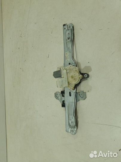 Моторчик стеклоподъемника передний левый Nissan