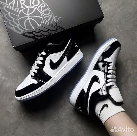 Премиум кроссовки Nike Air Jordan 1 Low SE Concord