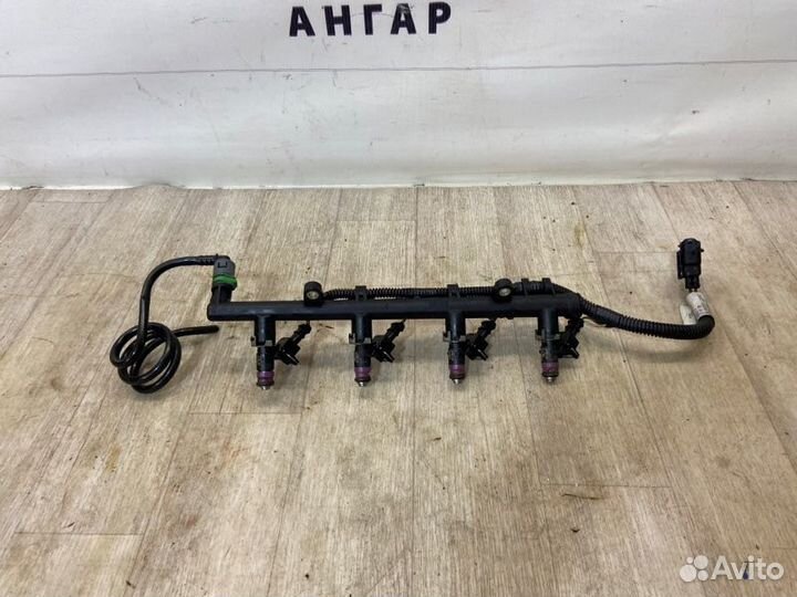 Топливная рампа в сборе Renault Megane 2 BM1R