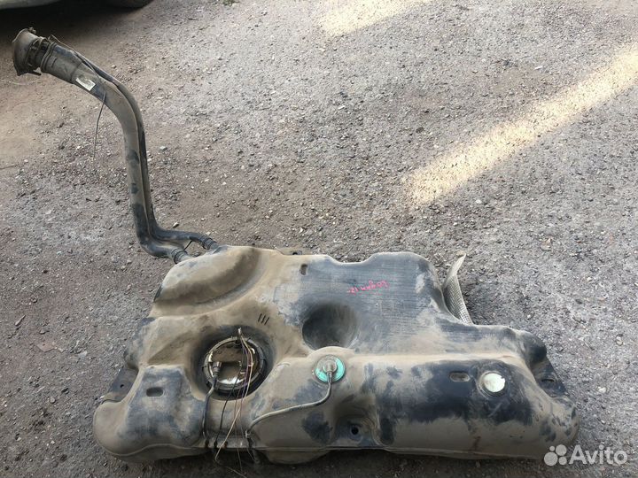 Бензобак Renault Logan Sandero