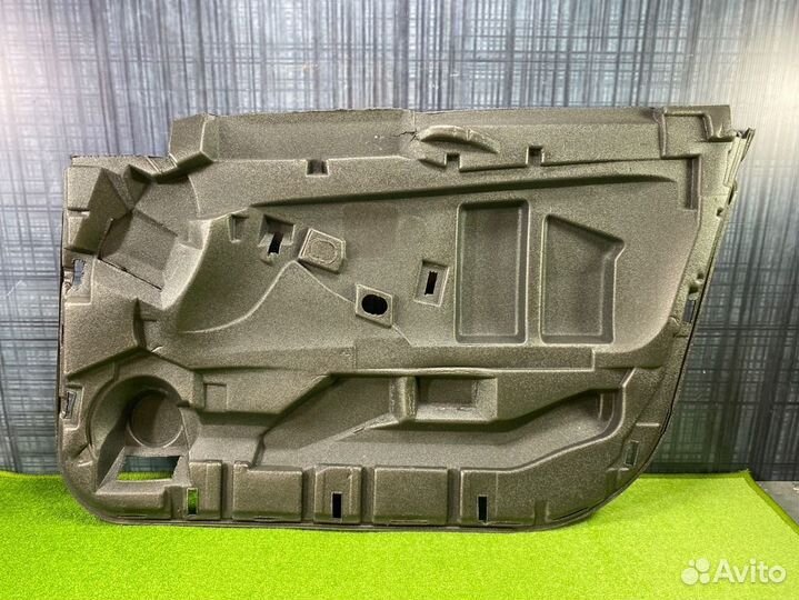 Шумоизоляция передняя правая Audi Allroad C5 ARE