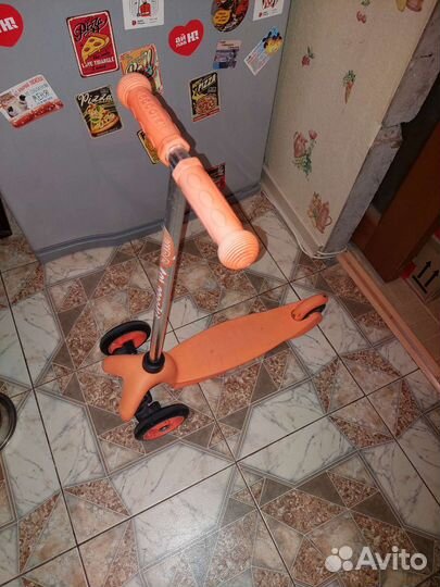 Самокат детский трехколесный бу