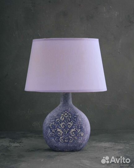 Настольная лампа новая