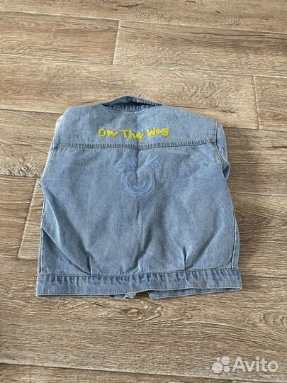 Джинсовая куртка