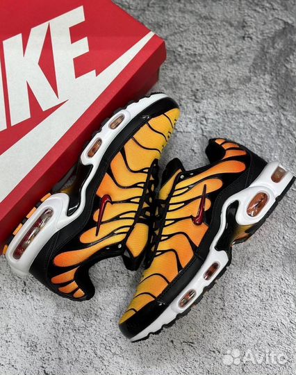 Кроссовки Nike air max tn plus