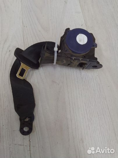 Ремень безопасности задний Volkswagen polo 5 Прав