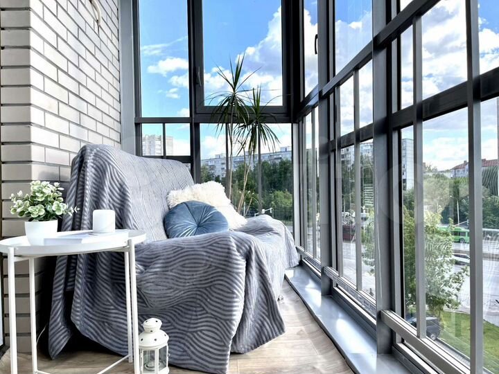 2-к. квартира, 54 м², 4/19 эт.