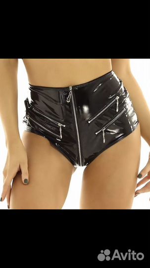Шорты эро из лакированной кожи