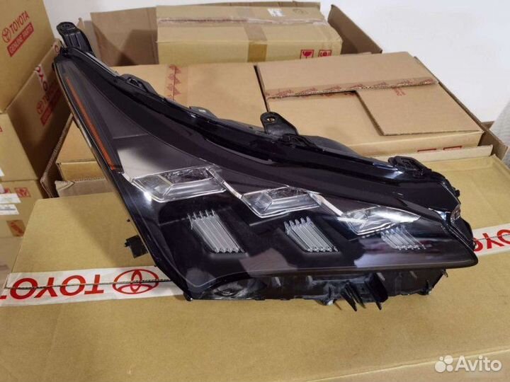 Фара правая Lexus Nx 2013-2017