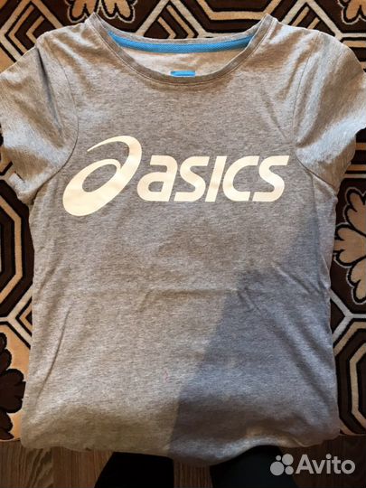 Футболка asics