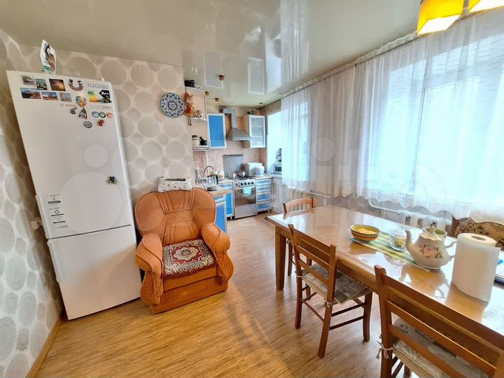 4-к. квартира, 61,4 м², 2/5 эт.