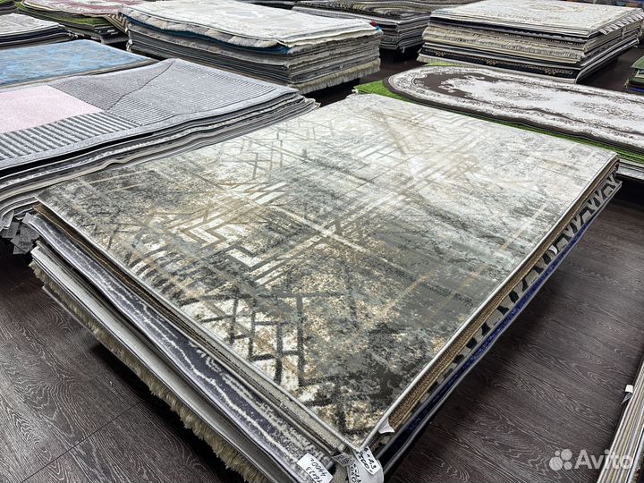 Ковер 1.6х2.3 новый