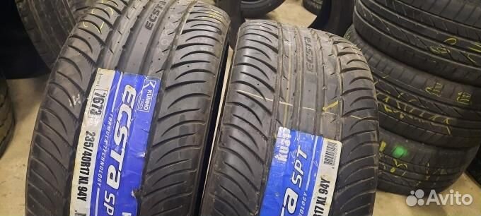 Kumho Ecsta SPT KU31 235/40 R17