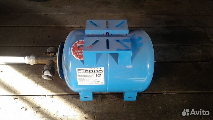 Гидробак и насос