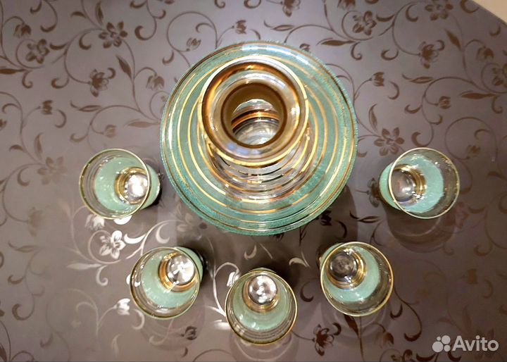 Штоф графин зелёный стекло золочение