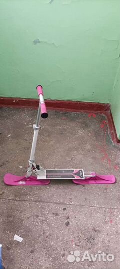 Самокат-снегокат