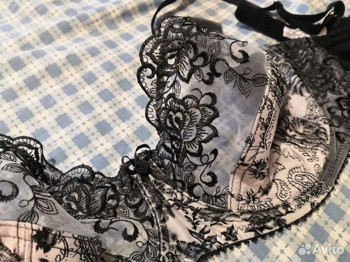 Бюстгальтер новый