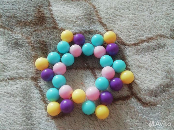 Поделка из бусин