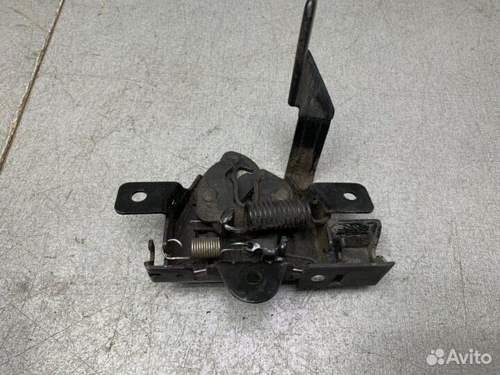 Замок капота Hyundai Solaris GI 1.4 G4FA 2011