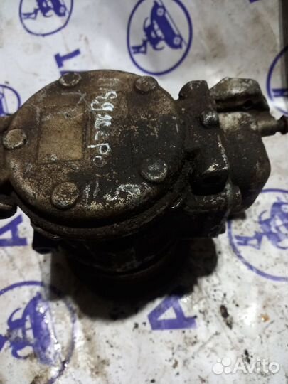 Компрессор кондиционера Mitsubishi Pajero 2