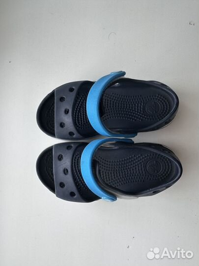 Сандали crocs c9