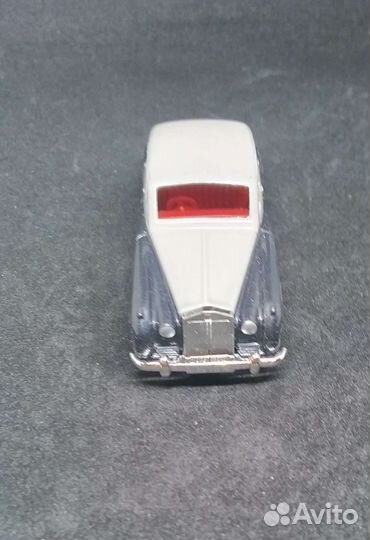 Модель автомобиля Rolls-Royce Silver Cloud
