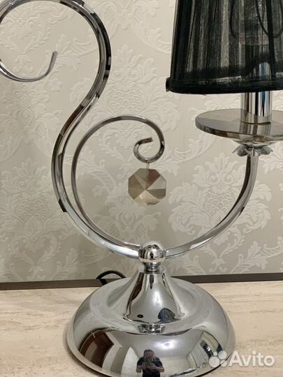 Лампа настольная