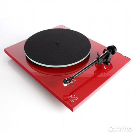 Виниловый проигрыватель Rega Planar 2 Red