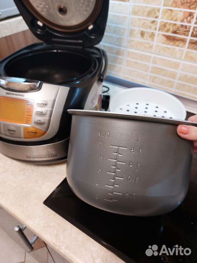 Мультиварка redmond