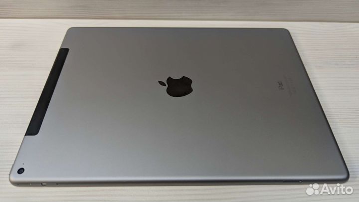 iPad Pro 12.9 128GB (WiFi + Cellular)