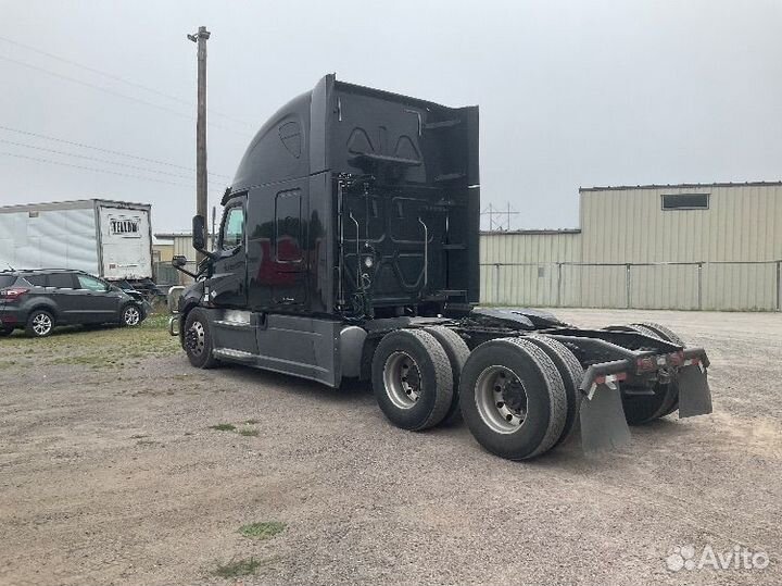 Freightliner Cascadia, 2021