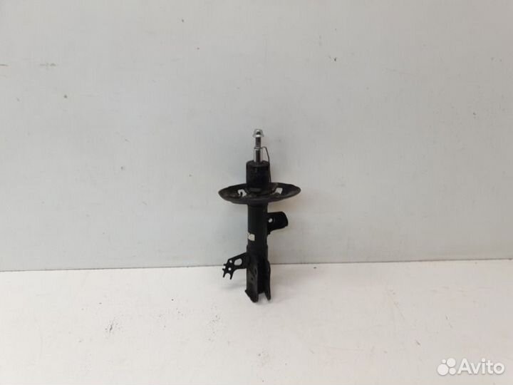 Амортизатор передний левый Toyota Camry V70 2018