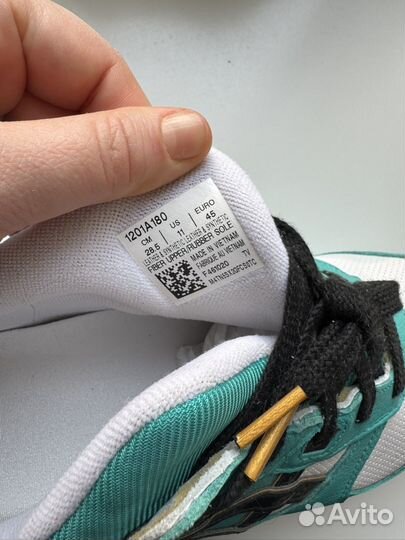 Кроссовки asics мужские 43