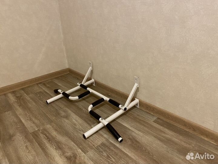 Турник настенный 3 в 1 бу